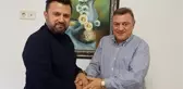 Çaykur Rizespor'un yeni teknik direktörü Bülent Uygun oldu