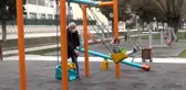 Kısıtlama kalktı, vatandaş soluğu sokakta aldı