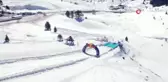Red Bull Kar Havuzu filminde ünlü isimler buz gibi suyla dolu havuza atladılar