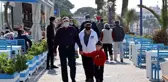 Kuşadası kısıtlamasız ilk pazarı yoğun geçirdi