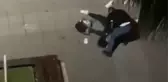 Samsun'da bir kadın sokak ortasında eski eşi tarafından öldüresiye dövüldü