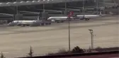 Uçakların güvenli iniş ve kalkışları kadın hava trafik kontrolörlerine emanet