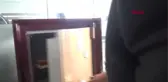 Bahçesinde bulduğu gök taşını satılığa çıkardı