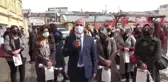 Çaldıran'da kadına yönelik şiddeti anlatan fotoğrafların yer aldığı sergi açıldı
