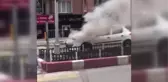 AFYONKARAHİSAR - Seyir halindeyken alev alan otomobil kullanılamaz hale geldi