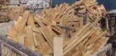 Tonluk mermerleri kadınlar işliyor