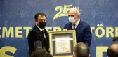 Ümraniye'de 'Hizmette 25. Yıl Hizmet Beratı Töreni' yapıldı