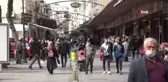Gaziantep'te vaka sayısı artıyor, çarşıda yoğunluk azalmıyor