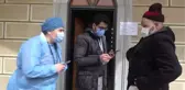 ARNAVUTKÖY'DE 65 YAŞ ÜSTÜ VATANDAŞLAR CUMA NAMAZI ÇIKIŞI AŞILANDI