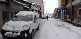 Kara kış geri geldi, 33 köy yolu ulaşıma kapandı