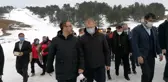 Son dakika: Bakan Kasapoğlu, Murat Dağı Termal Kayak Merkezi'ni ziyaret etti