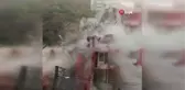 Riskli binaların yıkılma anı kamerada