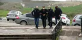 Son dakika haberi! Hatay'da teröristlere evini açan CHP Kırıkhan ilçesi örgütüne kayıtlı olduğu ortaya çıkan Mehmet K. adlı zanlı adliyeye sevk edildi