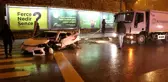 Başkent'te lüks otomobil kar küreme aracına çarparak hurdaya döndü: 2 yaralı