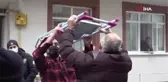 Akla gelmeyen başa geldi: Kafasına demir merdiven saplandı