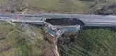 Heyelan ve çökme meydana gelen Batı Karadeniz bağlantı yolunda çalışma