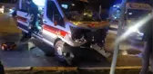 Son dakika... Ambulans ile otomobil çarpıştı: 7 yaralı