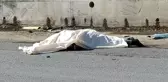 Arnavutköy'de freni boşalan hafriyat kamyonundan atlayan şoför, feci şekilde hayatını kaybetti.