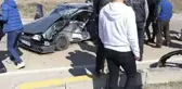 KIRIKKALE - İki otomobil çarpıştı: 4 yaralı