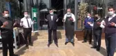 Dualarla lokantalarını açtılar