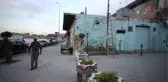 Musul'da savaş yorgunu genç ve çocuklar, gönüllü eğitimcilerin verdiği kurslarla hayata tutunuyor