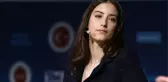 Ünlü oyuncu Hazal Kaya koronavirüse yakalandı