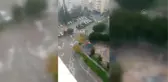 Evlerinde kanalizasyonu taşan vatandaşlar zor anlar yaşadı