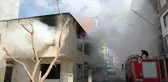 Son dakika... Siirt'te metruk ev kimliği belirsiz kişilerce ateşe verildi