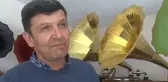 Ailesinin küçükken emanet gramofona dokunmasına izin vermemesi onu koleksiyoner yaptı