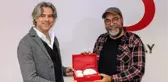 OYUNCU YÜKSEL ÜNAL PANDEMİDE SAHNELERE ÖZLEMİNİ ANLATTI