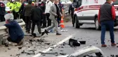 Çarpışan otomobilden yola fırlayıp yaşamını yitirdi, yakınları gözyaşlarına hakim olamadı