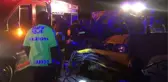 Son dakika haberleri! Minibüs, kamyonla çarpıştı: 1 ölü, 2 yaralı