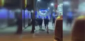 Polis ekiplerine zor anlar yaşatan alkollü şahıs biber gazıyla etkisiz hale getirildi