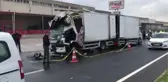 Kamyonet ile tır çarpıştı: 1 ölü, 2 yaralı (2)