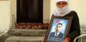 8 YILDIR OĞLUNUN YOLUNU GÖZLÜYOR