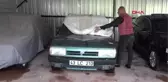ANTALYA 'BOYASINA TAŞ DEĞER' DİYE İKİ OTOMOBİLİNİ TRAFİĞE ÇIKARMIYOR