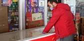 Şiddetli rüzgar dondurma dolabını böyle sürükledi