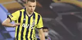 İngiliz basını, Leicester'ın Atilla Szalai için Fenerbahçe'ye teklif yaptığını duyurdu