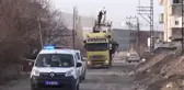 Öğrencilerin uygulamalı eğitimi için 25 tonluk tekne okul bahçesine taşındı