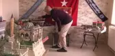 Kovid-19 nedeniyle gezemediği sokaklardaki tarihi cami ve konakların maketlerini yapıyor
