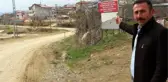 Bu köye seyyar satıcı ve dilenciler sadece cuma günü girebiliyor