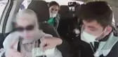 Fatih'te bir taksici, Çeçen kadının 4 bin dolarını el çabukluğuyla böyle çaldı