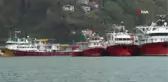 Balık sezonu bitti, balıkçılar ağlarını bakıma aldı
