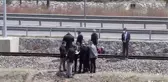 Yük treni, itmek için yaklaştığı arızalı trene çarptı, 2 makinist yaralandı (5)