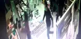 Son dakika haber! Yumrukların havada uçuştuğu sopalı kavga kamerada