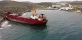 Bozcaada'da bir gemi karaya oturdu
