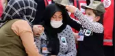 Son dakika haberi! Şehit kızı Ela, cenazede, ağlayan annesine asker kepi taktı