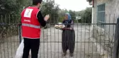 Gençlerin iyilik hareketi yaşlıların hayır duaları ile karşılandı
