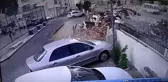 Çatının uçma anları kamerada