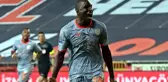 Başakşehir'de Demba Ba'nın sözleşmesi feshedildi